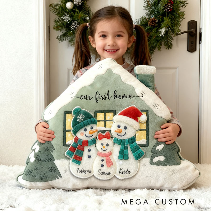 Personalized Holiday Pillow Graphic 3D Print Custom Family Names Cozy Winter Decor with Snowman Family Design Soft Accent Cushion Christmas Gifts