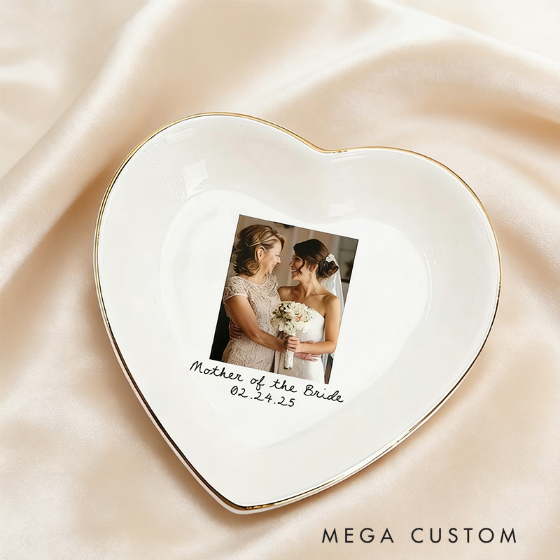 Personalized Custom Mom Gift From Daughter Mother Of The Bride Gift Mother Of The Groom Jewelry Dish Wedding Favor Gift For Mom Mom Ring Trinket Dish