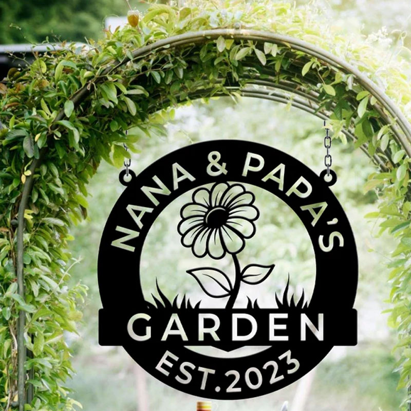 Personalized Garden Metal Sign Nana & Papa's Personalized Decor