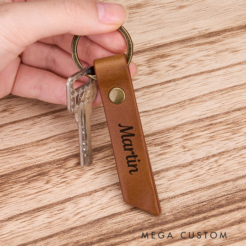 Personalized Leather Keychain for Men Custom Keychain with Name Engraved Leather Key Chain Anniversary Gift for Him Groomsmen Gift Birthday Gift for Dad Boyfriend Husband