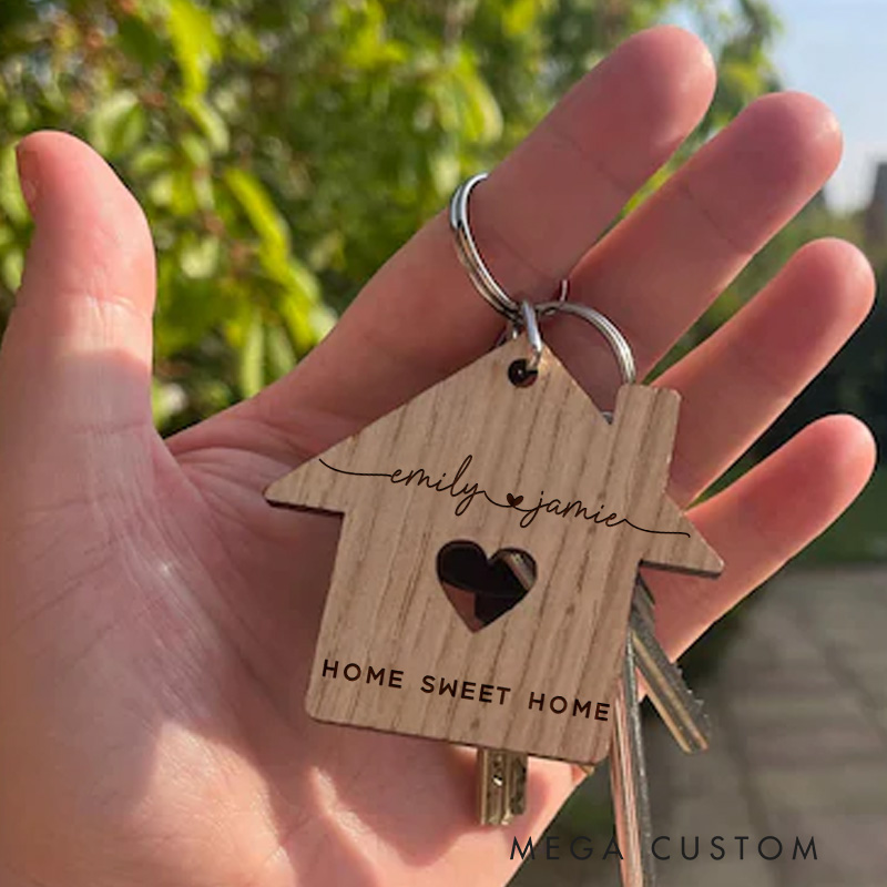Personalized Home Sweet Home Wooden Keychain for Couples Custom Housewarming Gift Engraved Names Heart Design Key Ring New Home Keepsake Moving Gift