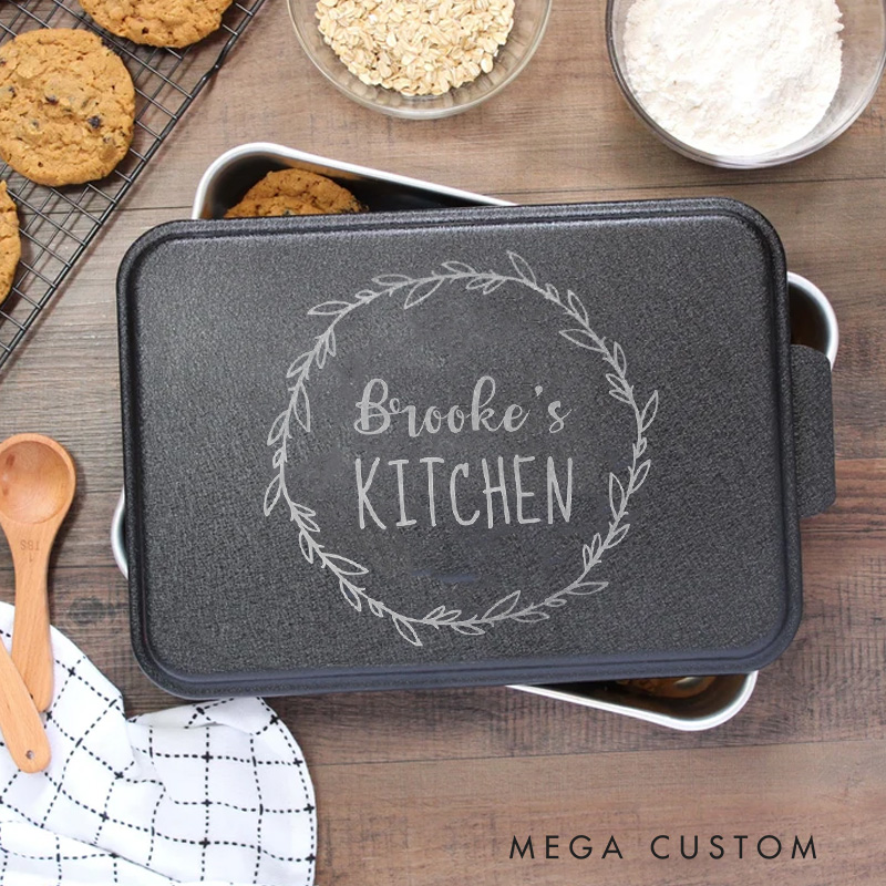 Personalized Aluminum Baking Pan with Lid Engraved Name Kitchen Cake Pan for Baker Mom Grandma Gift Baking Lover Gifts