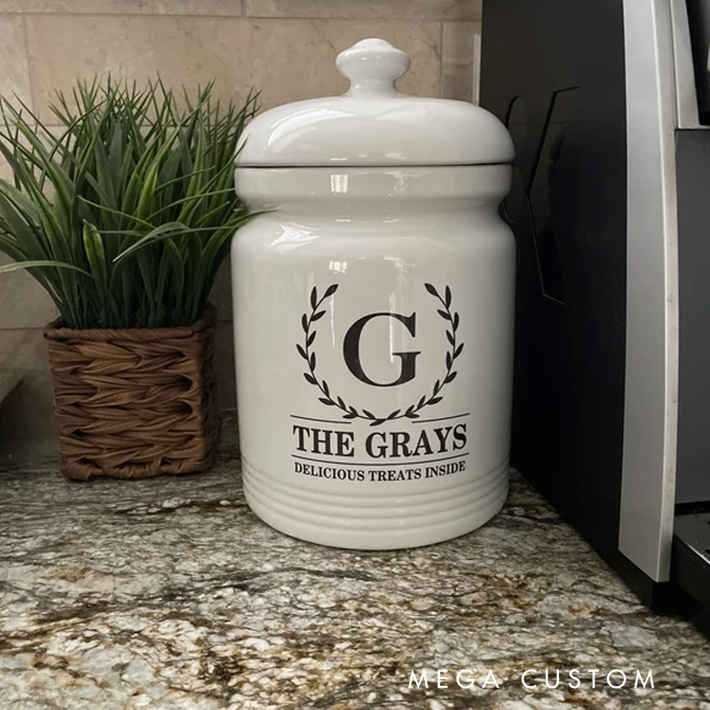 Personalized Family Cookie Jar Custom Cookie Storage with Name Farmhouse Kitchen Baker Family Kids Christmas Gift Baking Lover Gifts