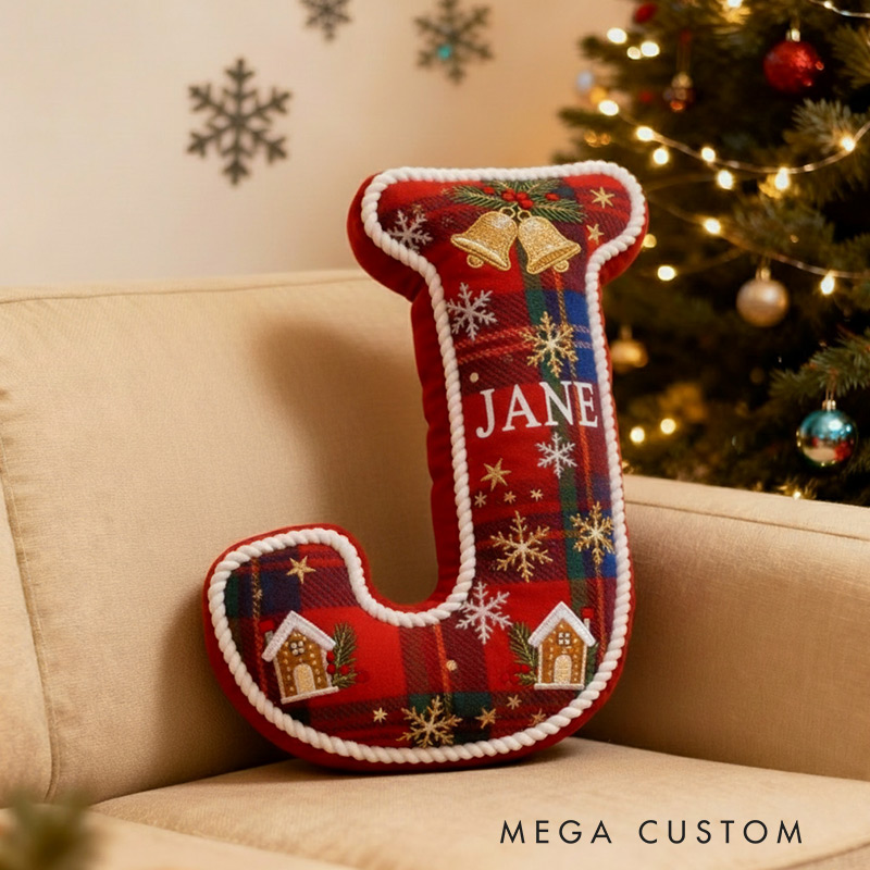 Personalized Christmas Initial Pillow Graphic 3D Print Custom Name Pillow Festive Holiday Decor Cozy Home Accent Soft Cushion Gift for Family 