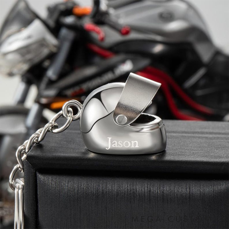 Personalized Motorcycle Helmet Keychain Custom Engraved Stainless Steel Biker Keyring Choose Black or Silver Perfect Gift for Riders and Racing Lovers