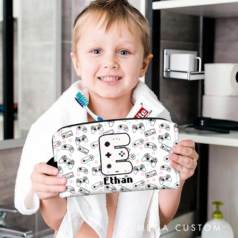 Personalized Game Controller Name Portable Toiletry Bag with Zipper and Handle Dopp Kit Travel Accessory Birthday Gift for Game Lover