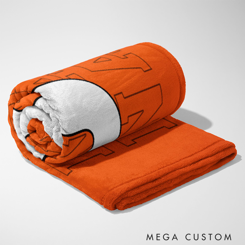 Personalized Football Lover Blanket with Eye-Catching Team Design  