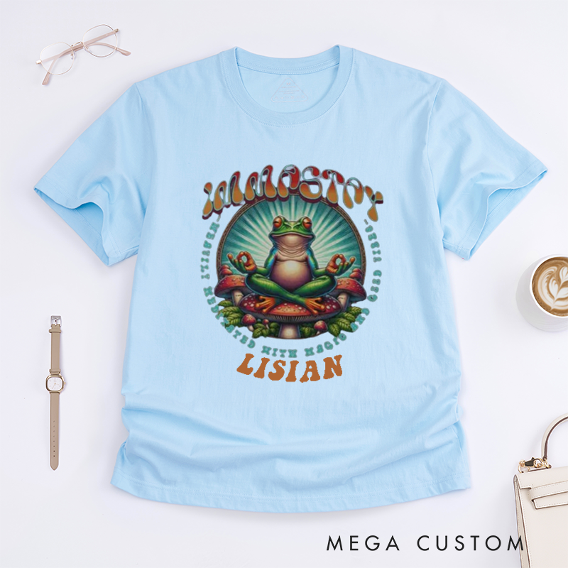 Personalized Vintage Frog Yoga T-Shirt Yoga Gift T-Shirt Animal yoga Apparel Mindfulness Meditation T-Shirt