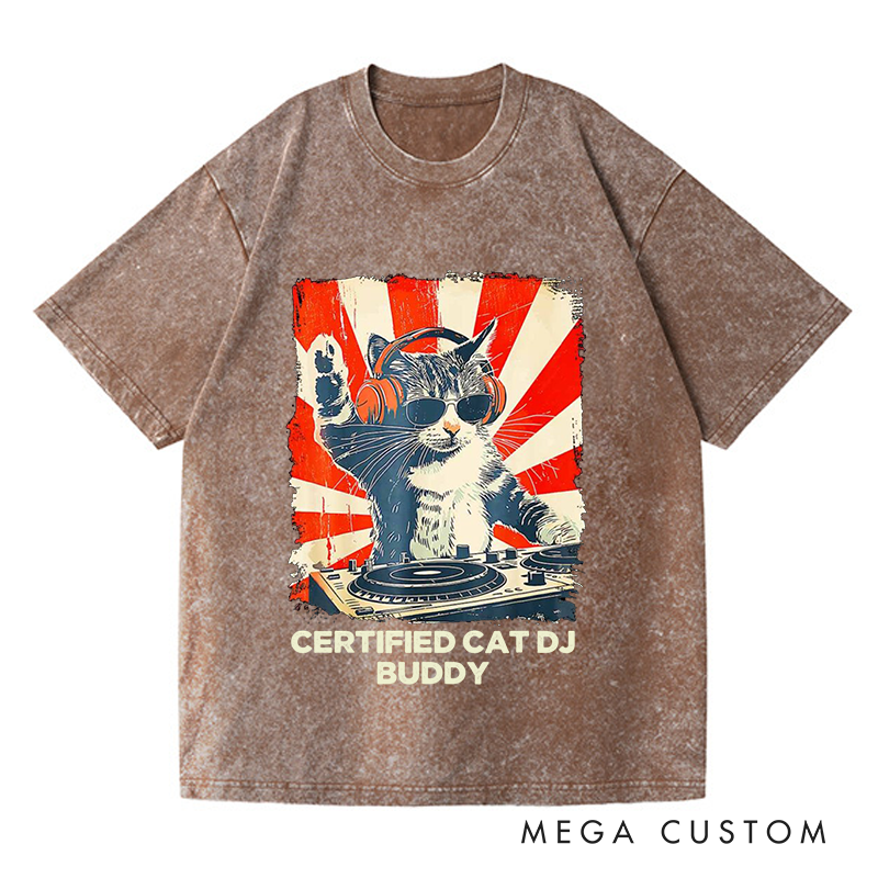 Personalized Washed T-Shirts Cool Retro Cat DJ Buddy Music Lover and Funny Cat DJ with Headphones Art T-Shirt