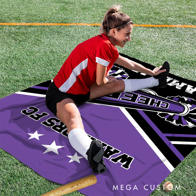 Personalized Cheerleading Blanket with Custom Name and Team Design