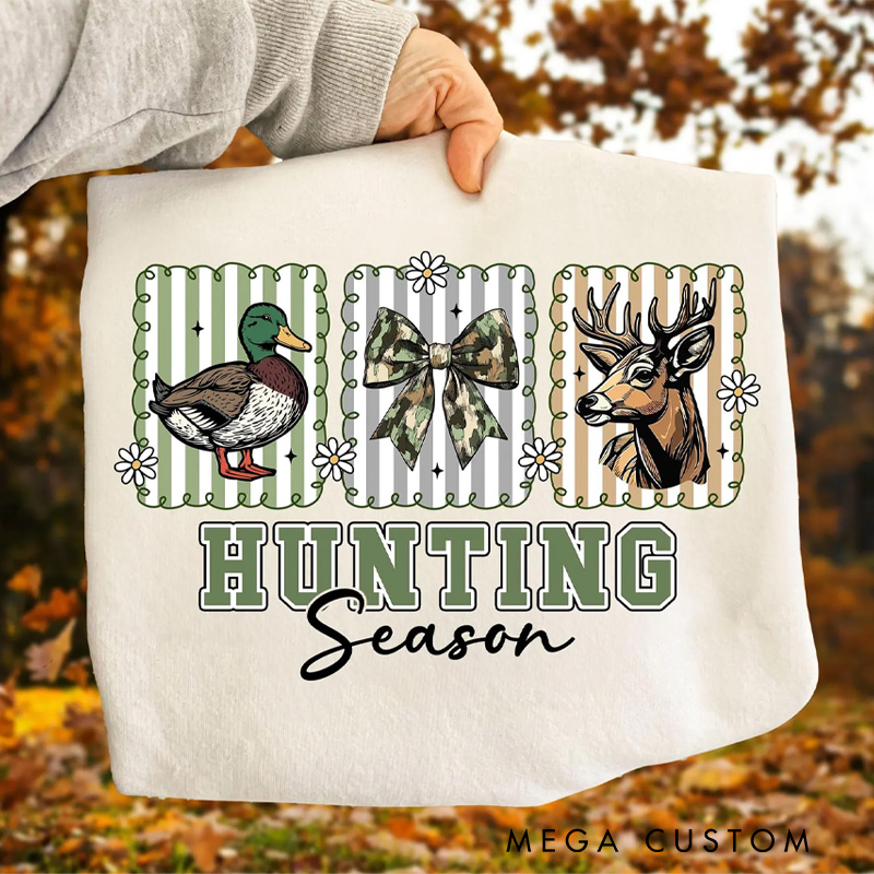Personalized Hunting Season Sweatshirt Preppy Camo Bow Sweatshirt Deer Hunting Sweatshirt Coquette Hunting Shirt Gift for Hunting Lover