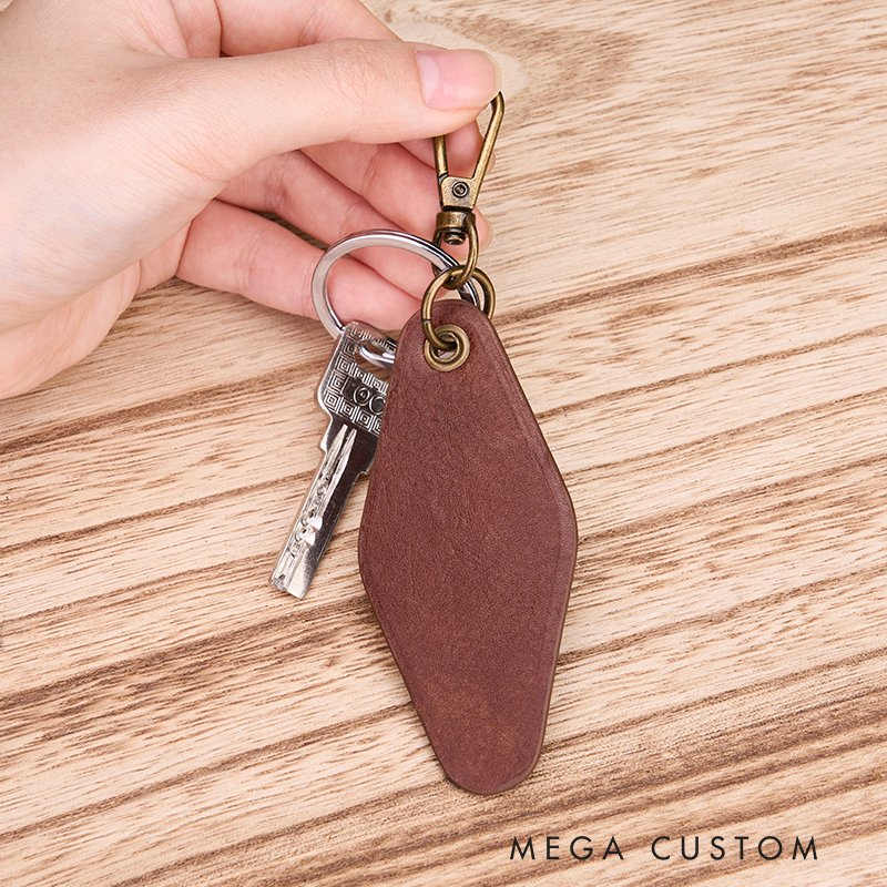 Personalized Leather Keychain for Men Custom Keychain with Name Engraved Leather Key Chain Anniversary Gift for Him Groomsmen Gift Birthday Gift for Dad Boyfriend Husband