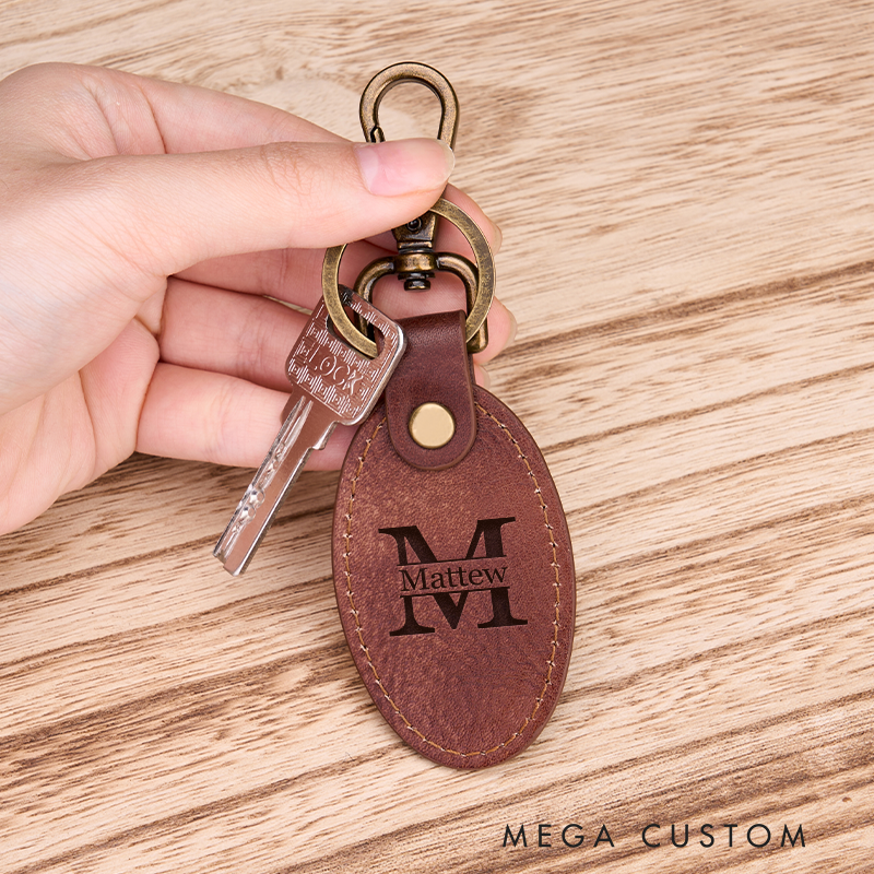Personalized Leather Keychain for Men Custom Oval Keychain with Name Engraved Leather Key Chain Anniversary Gift for Him Groomsmen Gift Birthday Gift