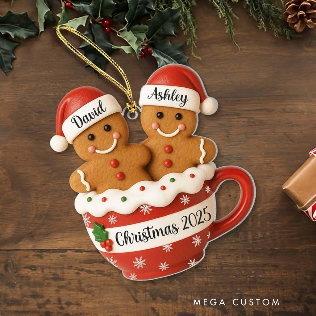 Personalized Gingerbread Couple 2025 Christmas Ornament for New Couple Keepsake Baker Acrylic Christmas Decoration Baking Lover Christmas Gift