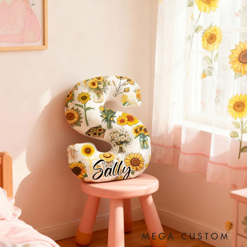 Personalized Initial Pillow Full-Coverage Floral Daisy Custom Name Pillow for Girls Gardening Lovers Gift 