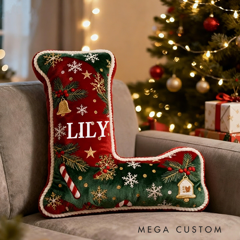 Personalized Christmas Initial Pillow Graphic 3D Print Custom Name Pillow Festive Holiday Decor Cozy Home Accent Soft Cushion Gift for Kids Family