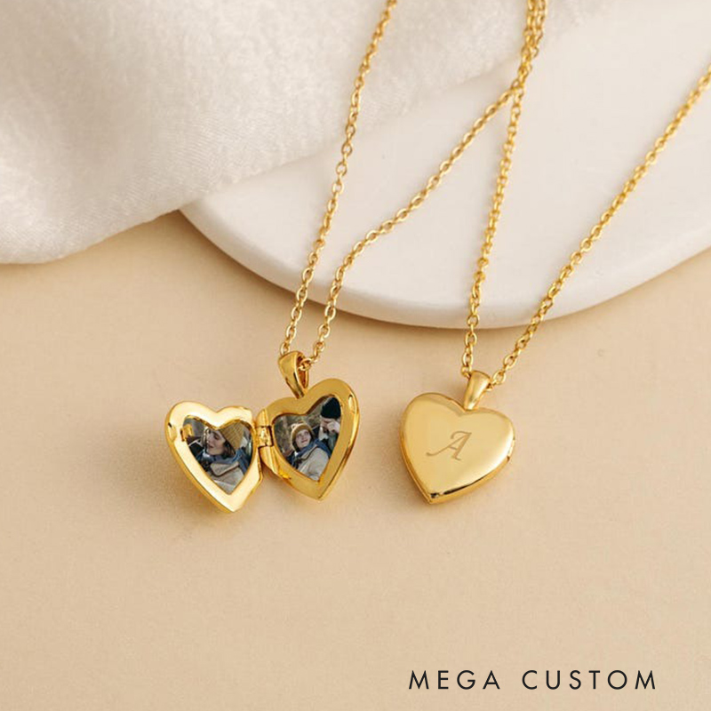 Personalized Heart Locket Necklace Love locket with Photo Tiny Gold Heart Locket Memorial Gift for Her Best Friend Jewelry 