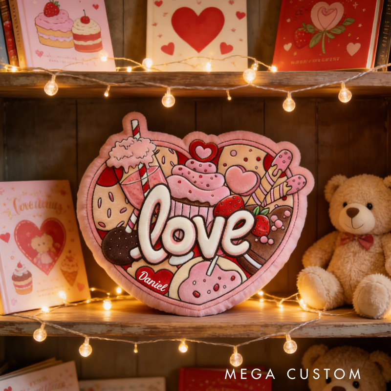 Personalized Cupcake Heart Shape Throw Pillow Graphic 3D Print Baking Heart Pillow with Name for Boyfriend Girlfriend Baking Lover Valentines Gift