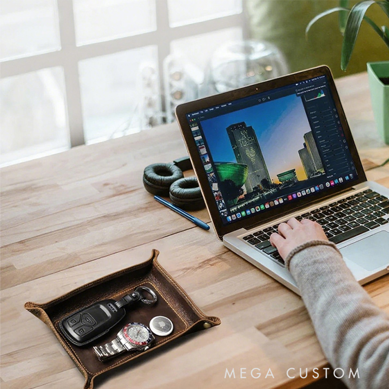 Personalized Cross Retro Crazy Horse Leather Tray with Name and Cross Confirmation Gift Christening Religious Gift for Christian