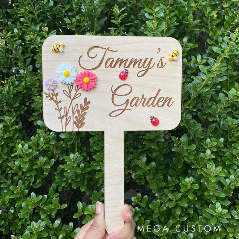 Personalized Garden Marker with Flowers Bees and Ladybugs Custom Garden Stake Garden Sign Garden Plaque Mother's Day Gift