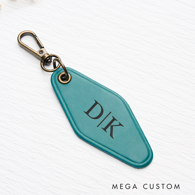 Personalized Leather Keychain for Men Custom Keychain with Name Engraved Leather Key Chain Anniversary Gift for Him Groomsmen Gift Birthday Gift for Dad Boyfriend Husband