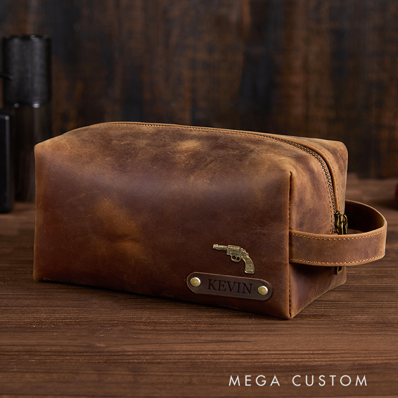 Personalized Mens Leather Toiletry Bag with Charm Custom Groomsmen Gifts Groomsman Dopp Kit Gifts Mens Travel Bag Anniversary Gift