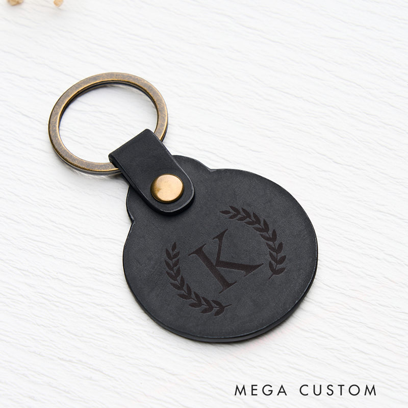 Personalized Leather Keychain for Men Custom Round Keychain with Name Engraved Leather Key Chain Anniversary Gift for Him Groomsmen Gift Birthday Gift