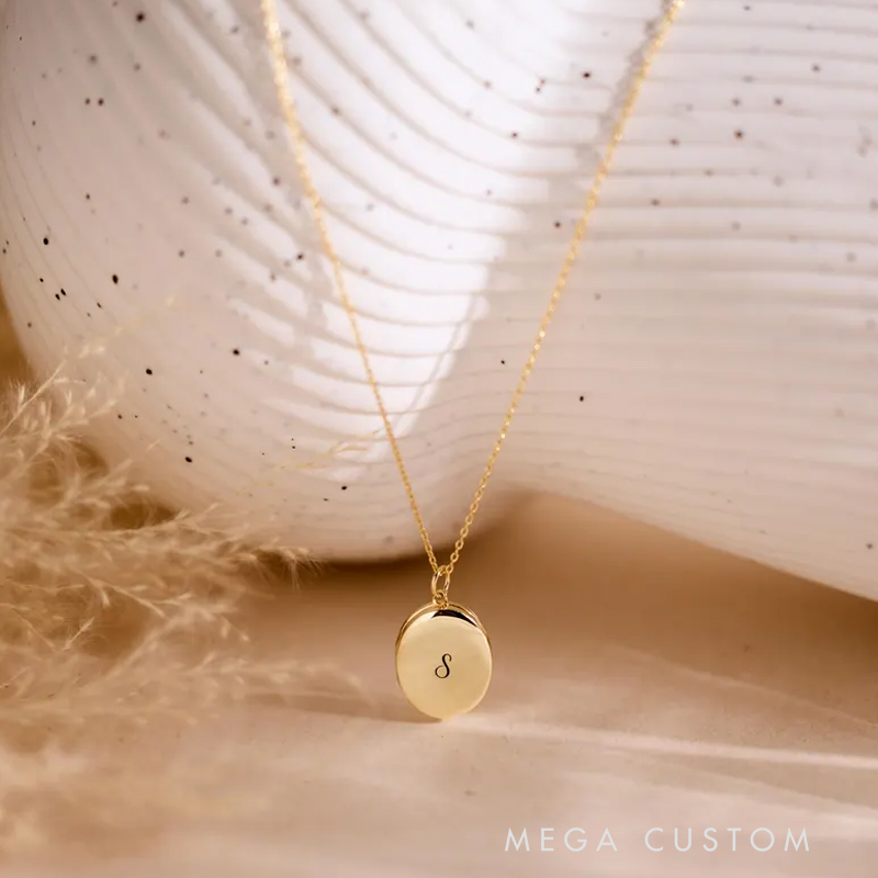 Personalized Oval Locket Necklace with Photo Custom Memorial Jewelry Gold Photo Necklace Sympathy Gift for Loss of Loved One