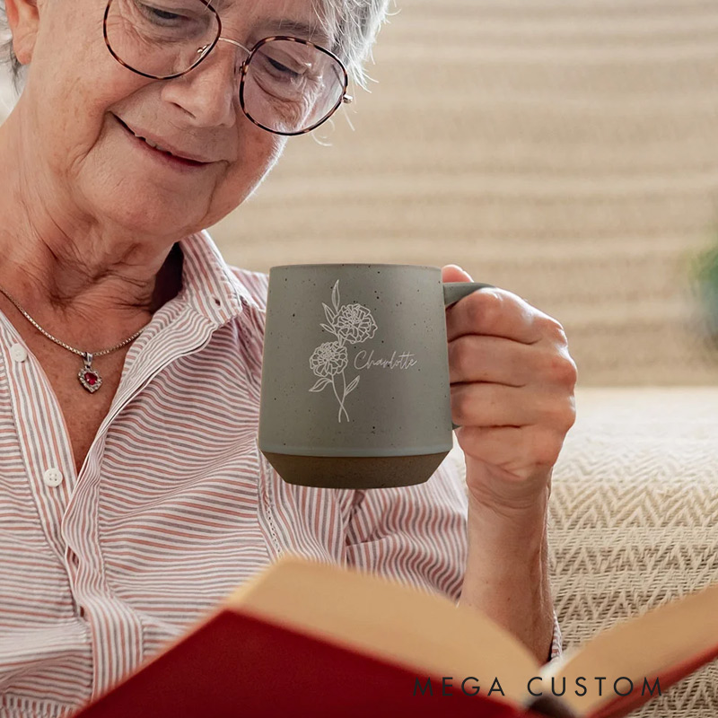 Personalized Birth Flower 12oz Mug Retro Handmade Stoneware Coffee Tumbler with Name Housewarming Birthday Mother's Day Gift for Mom Grandma