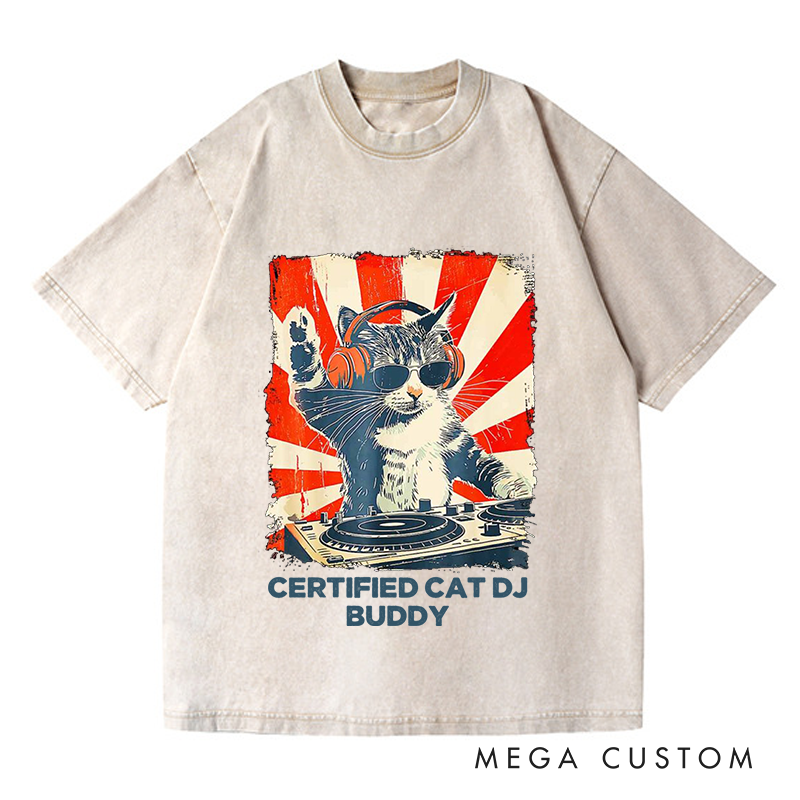 Personalized Washed T-Shirts Cool Retro Cat DJ Buddy Music Lover and Funny Cat DJ with Headphones Art T-Shirt