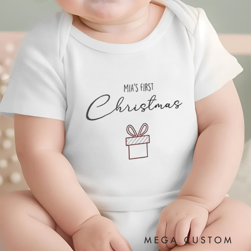 Minimalist Design Baby Onesie and Xmas Baby Bodysuit - Personalized for Baby's 1st Christmas to Create Unique Memories