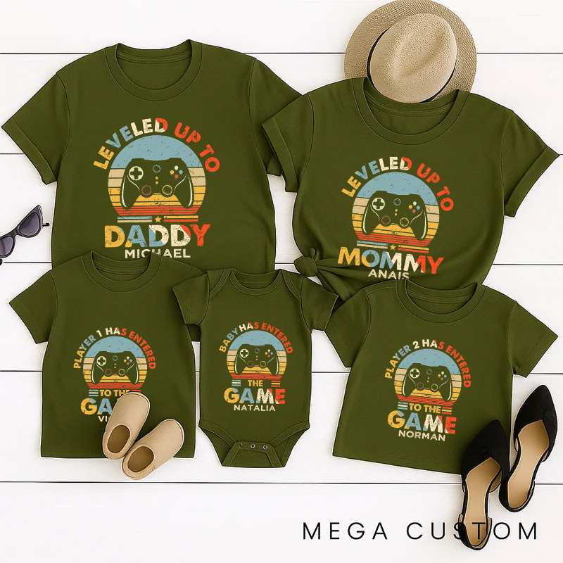Personalized Level up to Daddy Mommy Family Matching T-Shirts Family Shirts Newborn Baby Gift Video Game Tshirt Geek Gaming Nerd Shirt Father’s Day