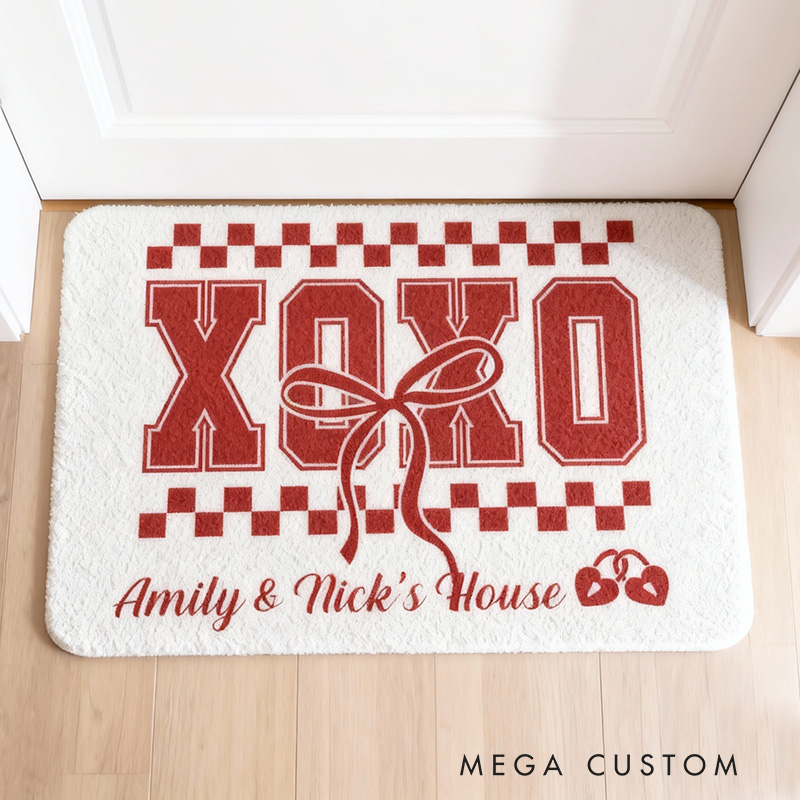 Personalized XOXO Custom Couple House Doormat Romantic Durable Soft Rug Decorative Accent For Entryways Wedding Anniversary Or Housewarming Gifts