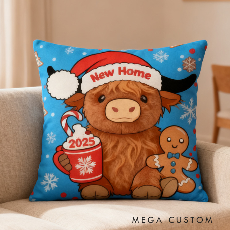 Personalized Christmas Pillow Highland Cow Design Perfect Holiday Gift for 2025 Festive Home Decor Cozy Decorative Cushion New Home Gifts