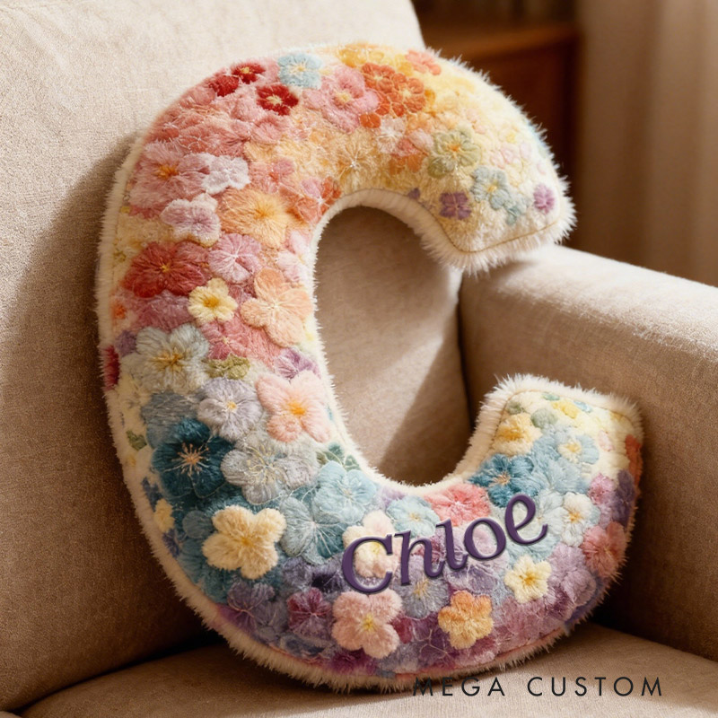 Personalized Floral Initial Delight Pillow Graphic 3D Print Pillow for Gardening Lovers