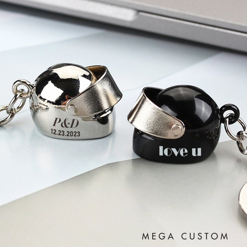Personalized Motorcycle Helmet Keychain Custom Engraved Stainless Steel Biker Keyring Choose Black or Silver Perfect Gift for Riders and Racing Lovers