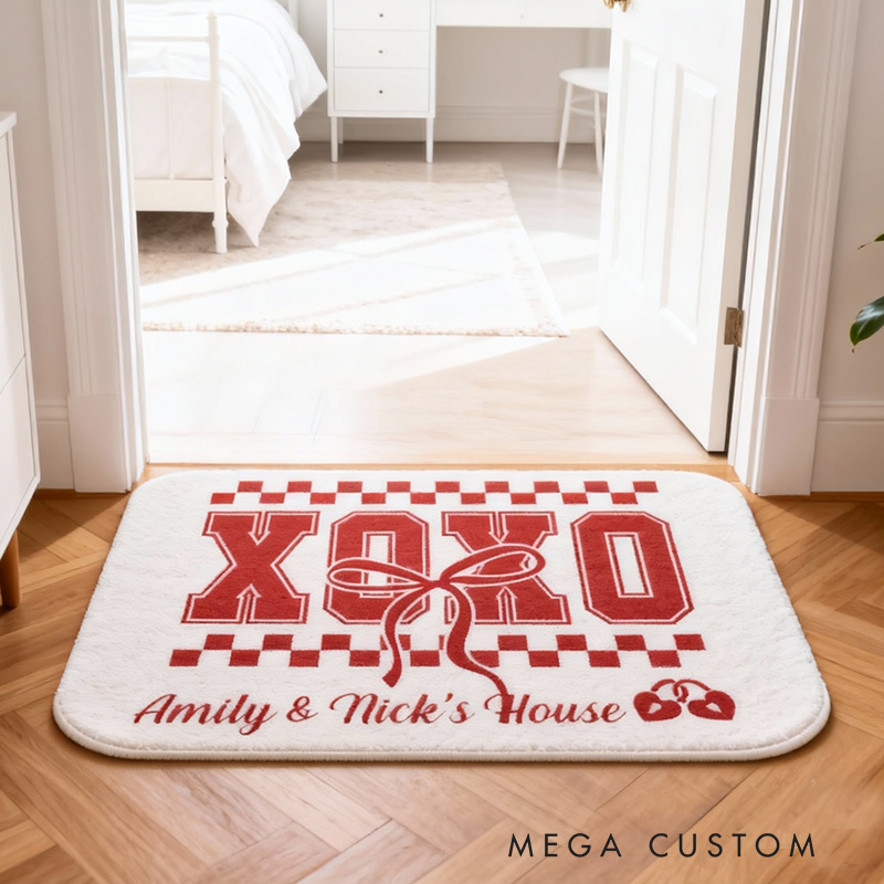 Personalized XOXO Custom Couple House Doormat Romantic Durable Soft Rug Decorative Accent For Entryways Wedding Anniversary Or Housewarming Gifts