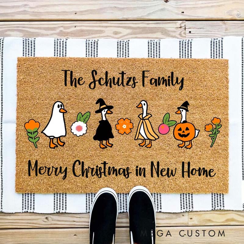 Personalized Merry Christmas Door Mat for New Home Housewarming Gift Custom Holiday Floor Mat Festive Outdoor Entrance Rug for Front Porch Decor