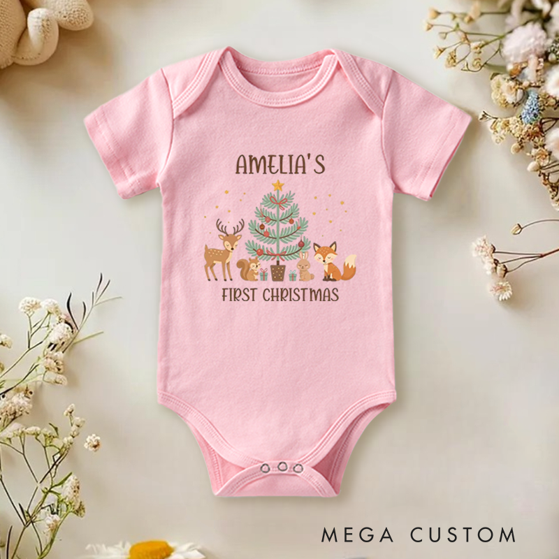 This baby onesie and bodysuit is designed for your baby's first Christmas, featuring a minimalist nature-inspired Christmas tree and forest animal design that creates a fresh and natural holiday atmosphere. Inspired by the beauty of nature, it allows your