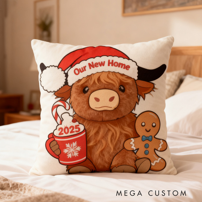 Personalized Christmas Pillow Highland Cow Design Cozy Decorative Cushion with New Home Theme Perfect Holiday Gift for 2025 Festivities