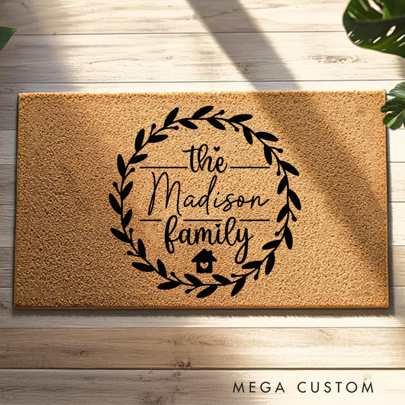 Personalized Family Doormat Custom Wreath Design Durable Coir Welcome Mat for New Home Entryway Decorative Housewarming Gift for Families