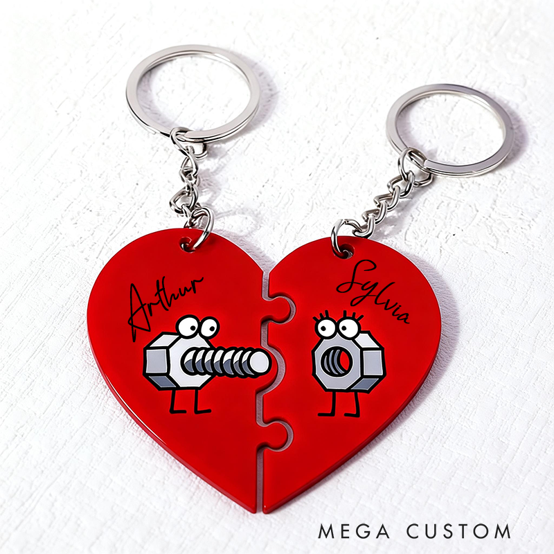Personalized Heart Shaped Nut Keychain Custom Couple Names Romantic Holiday Gift for Couples
