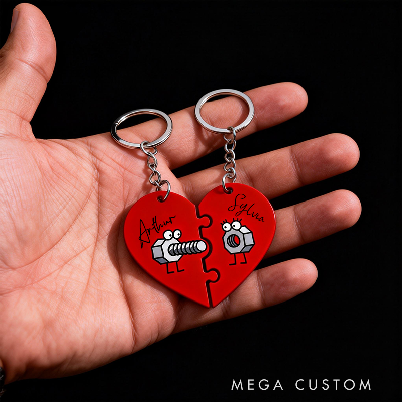Personalized Heart Shaped Nut Keychain Custom Couple Names Romantic Holiday Gift for Couples