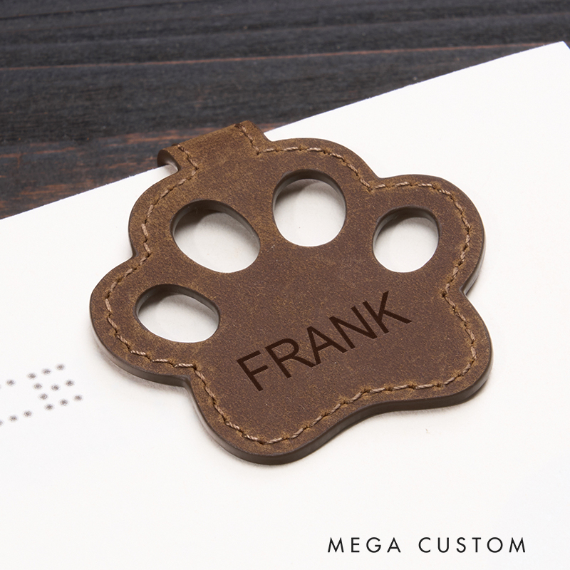 Personalized Leather Bookmark Dog Paw Bookmark Magnetic Bookmark Custom Name Engraved Page Marker Gift for Readers and Dog Lovers Unique Pet-Themed Book Accessory Pet Accessories