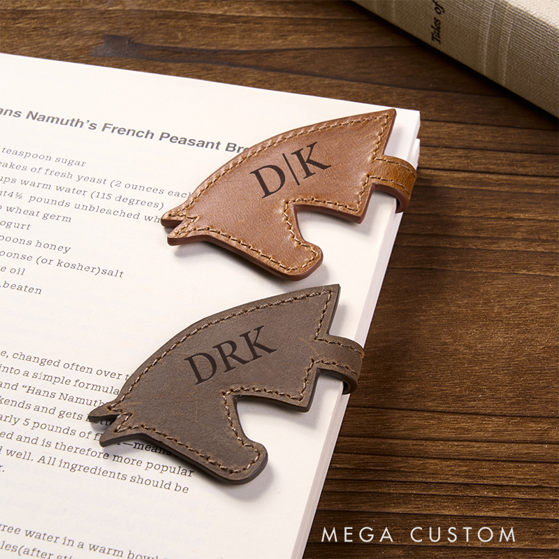 Personalized Leather Bookmark Horse Shaped Bookmark Custom Name Engraved Page Marker Gift for Readers and Animal Lovers Unique Rustic Book Accessory Equestrian Lovers