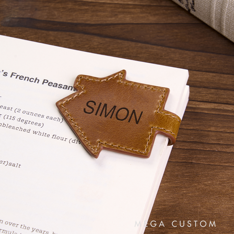 Personalized Leather Bookmark House Shaped Bookmark Custom Name Engraved Page Marker Gift for Readers Unique Rustic Book Accessory Housewarming Gifts