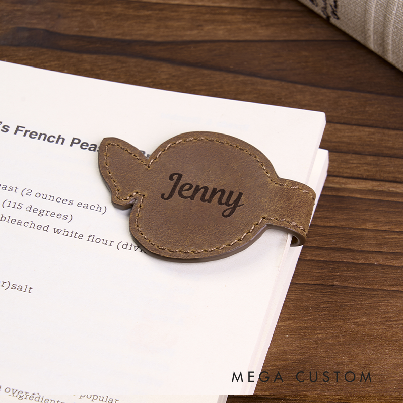 Personalized Leather Bookmark Apple Shaped Bookmark Magnetic Bookmark Custom Name Engraved Page Marker Thoughtful Gift for Readers and Teachers Unique Handmade Book Accessory Teacher Appreciation