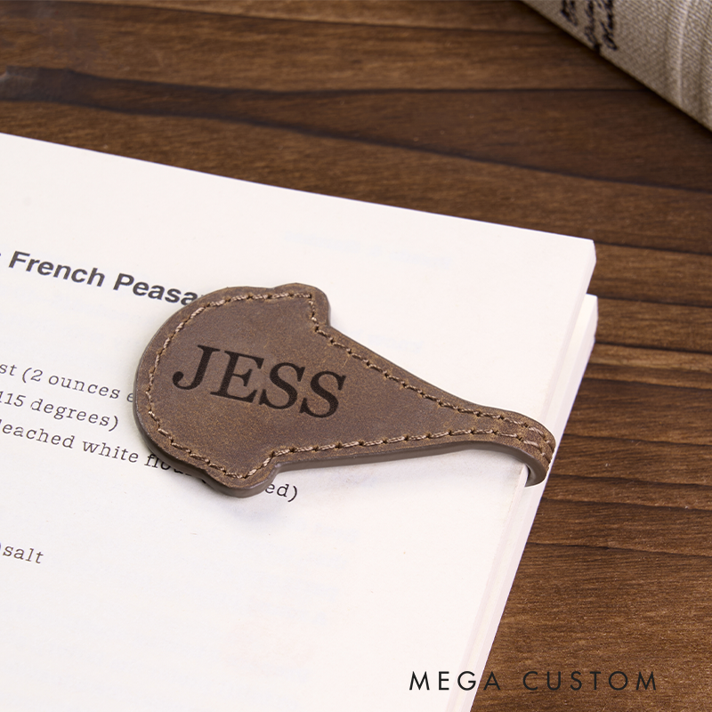 Personalized Leather Bookmark Ice Cream Shaped Bookmark Custom Name Engraved Page Marker Cute Gift for Readers Unique Handmade Leather Accessory Reading Essential