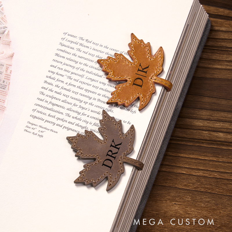 Personalized Leather Maple Leaf Bookmark Custom Name Engraved Page Marker Nature-Inspired Gift for Readers and Fall Lovers Elegant Rustic Book Accessory Leaf Accessories Rustic Leather Items