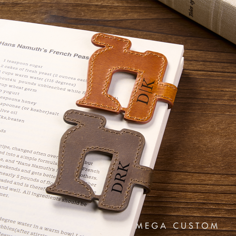 Personalized Leather Bookmark Sewing Machine Shaped Bookmark Custom Name Engraved Page Marker Perfect Gift for Sewers and Crafters Unique Handmade Leather Accessory